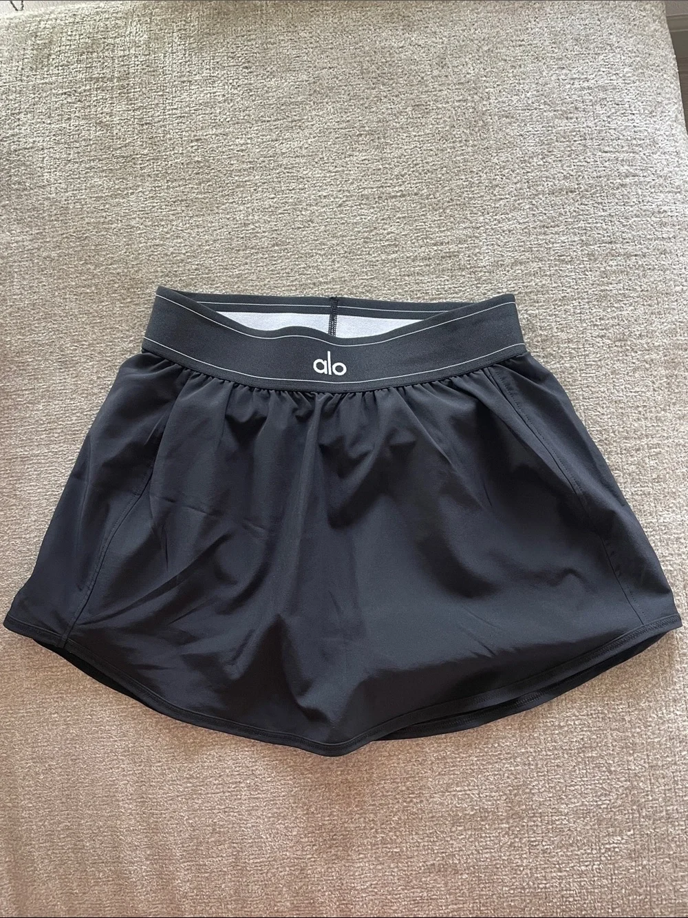 ALO Yoga Match Point Tennis Skirt NWT